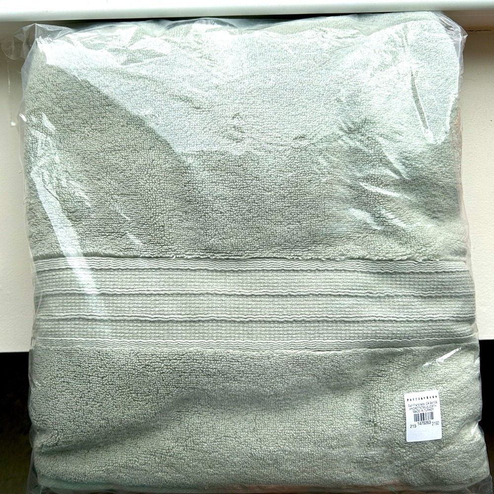 Hydrocotton Quick-Dry Organic Bath Towel from Pottery Barn